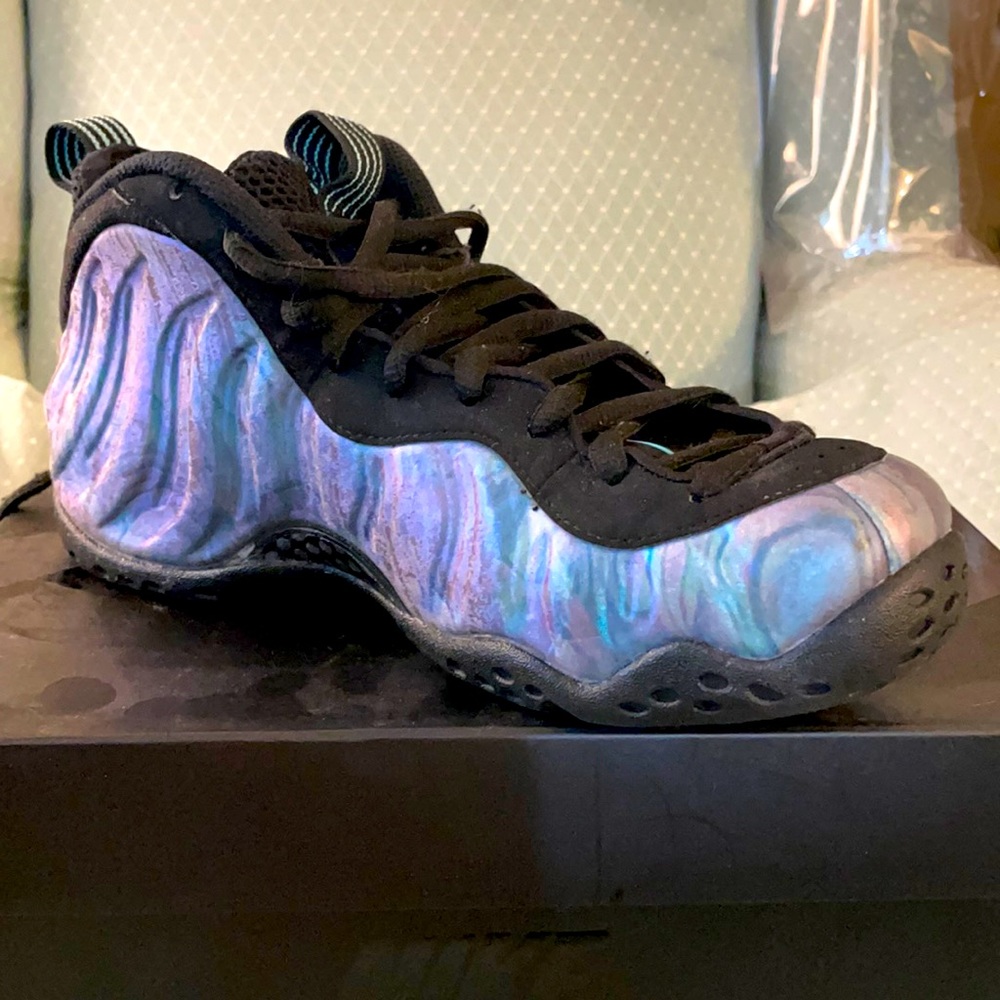 Nike Air Foamposite One Prm. Size 8.5.